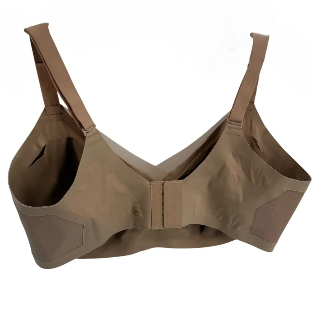 Honeylove Wireless Bra Size 1X (40 C/D) Beige Adjustable Nylon Back Closure